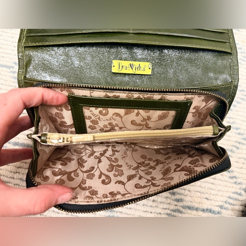 IPA-NIMA Grandmacore Embroidered Multicolor  Floral Beaded Clutch W/ Crossbody - Picture 14 of 16